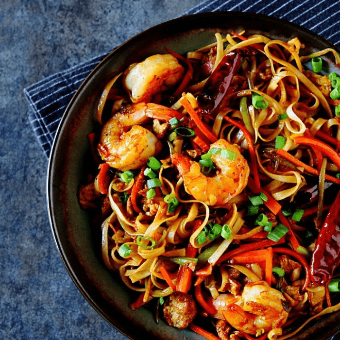 Hakka Noodles - Shrimp 