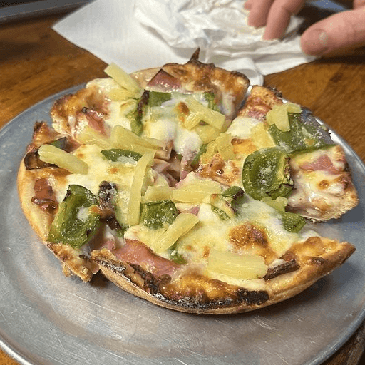Haole Pizza (How-lee)