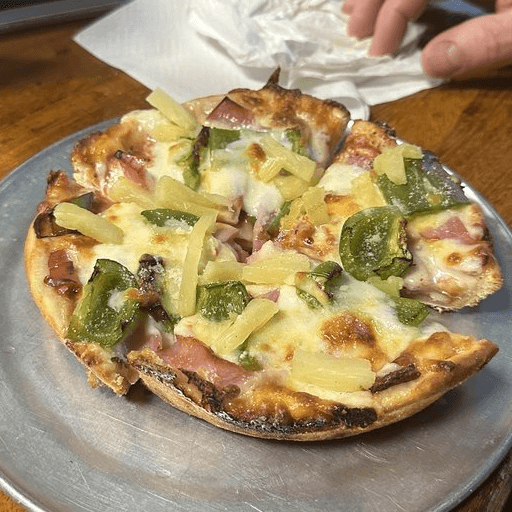 Haole Pizza (How-lee).