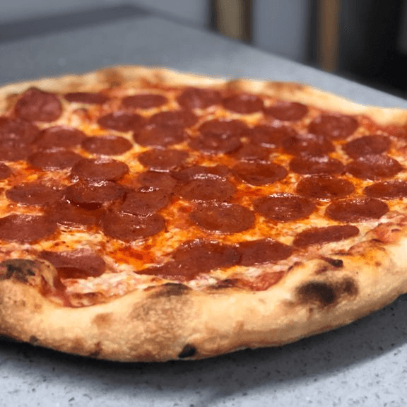 Pepperoni Pizza (Family)