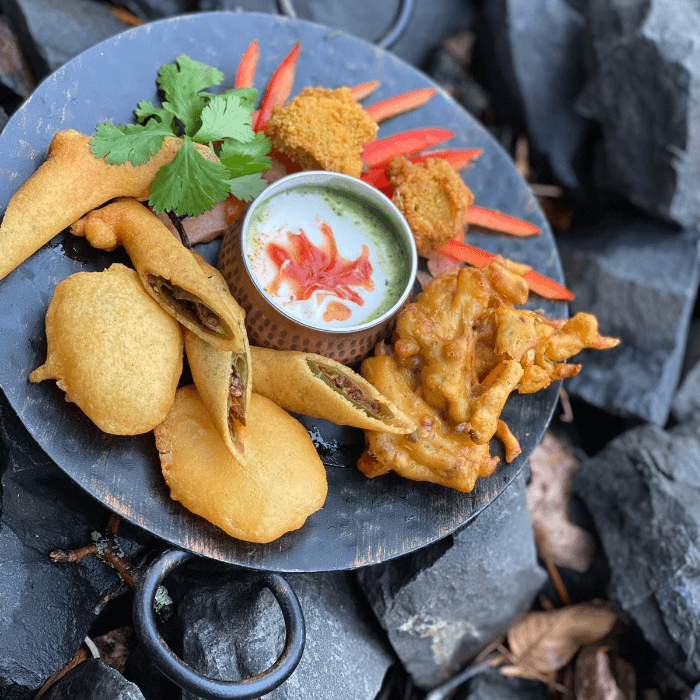 Assorted Pakoda.