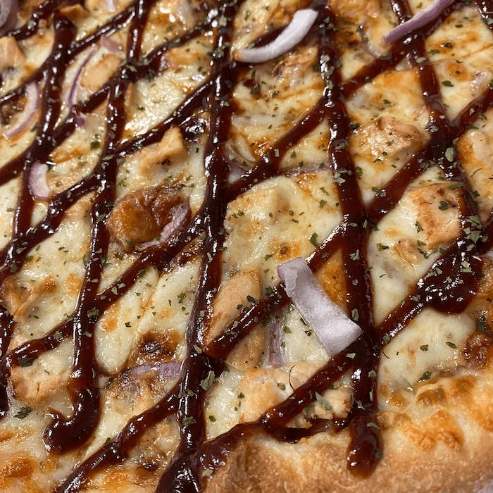BBQ California Chicken Pizza (Large 16'' (8 Slices)).