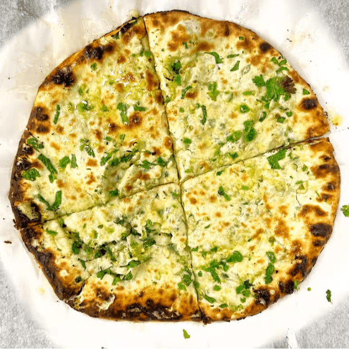 Cheese Chilli Naan.