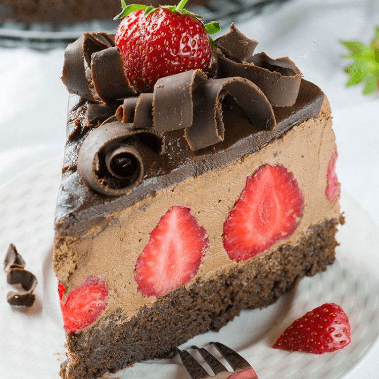 Strawberry and Chocolate Cake