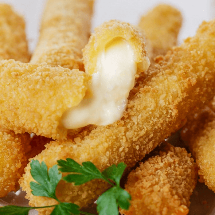 Fried Mozzarella Sticks