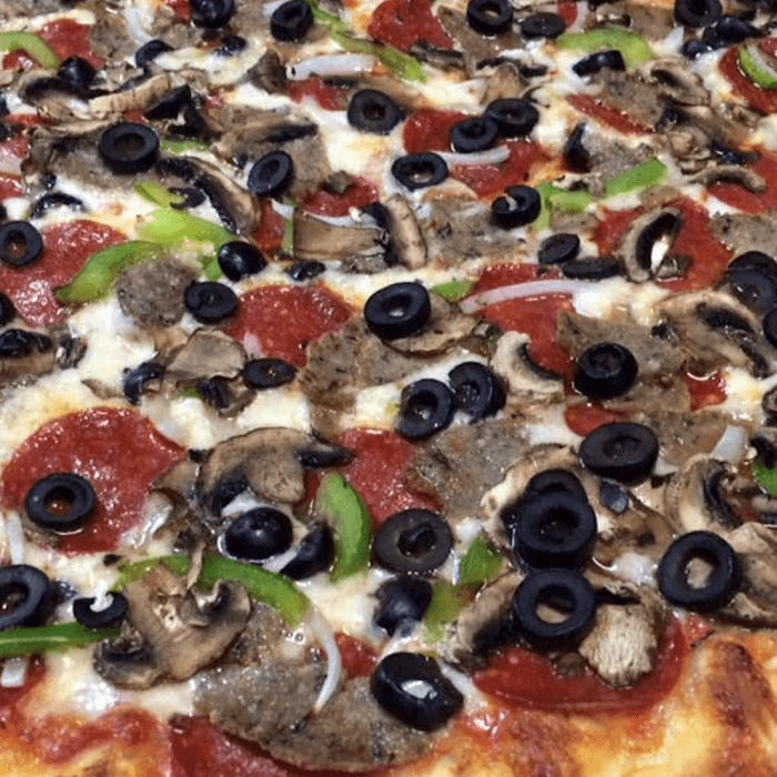 Supreme Pizza 12" (Medium).