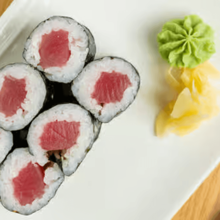 Makimono (Seaweed outside roll)