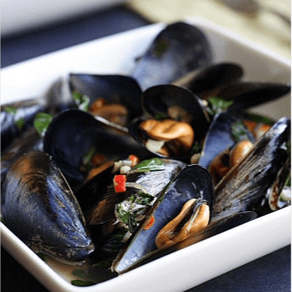 Steamed Mussels with Lemongrass