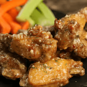 Traditional Garlic Parmesan - 8 Wings