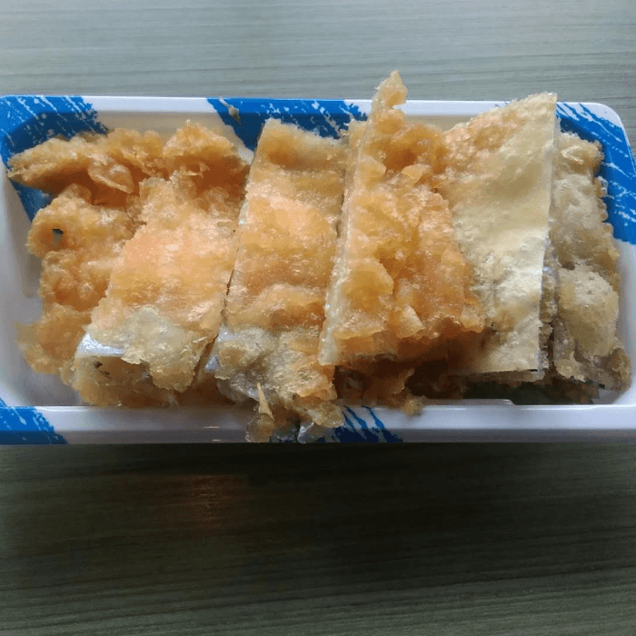 1135 Fried Salmon Skin