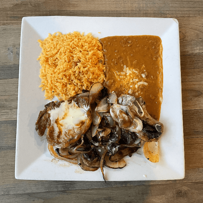 Chuletas a La Mexicana.