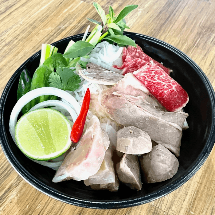 P1 SPECIAL COMBO PHỞ / Phở Đặc Biệt