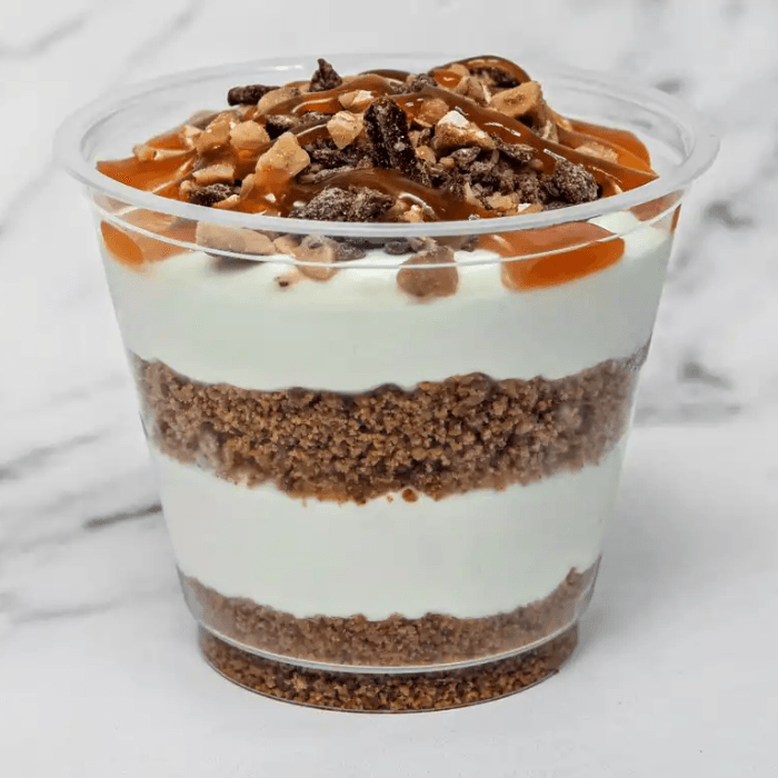 Crumble Cup: Caramel Toffee Cheesecake