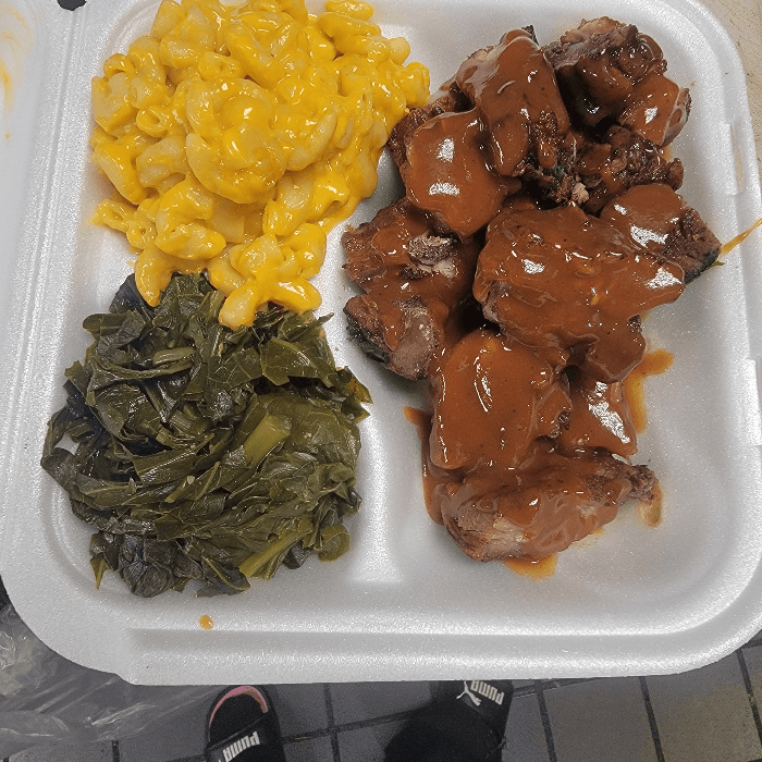 Beckham's B & M Bar B Que Best bbq restaurant in OH