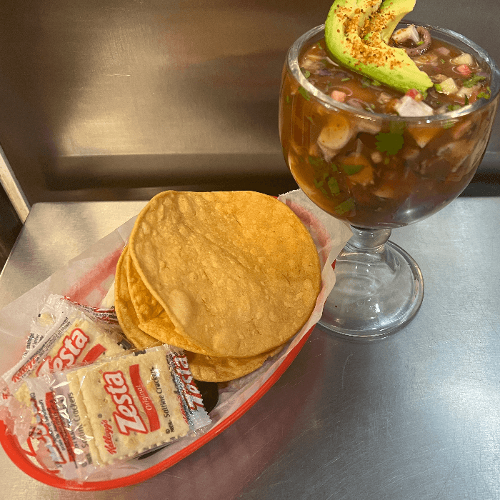 Coctel de Camaron & Pulpo.