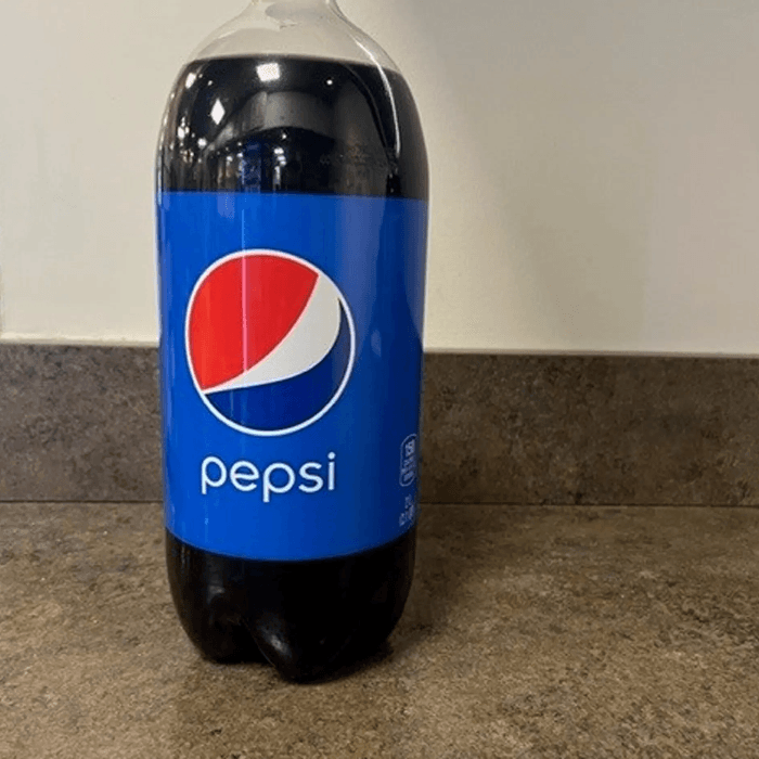 Pepsi 2 Liter.