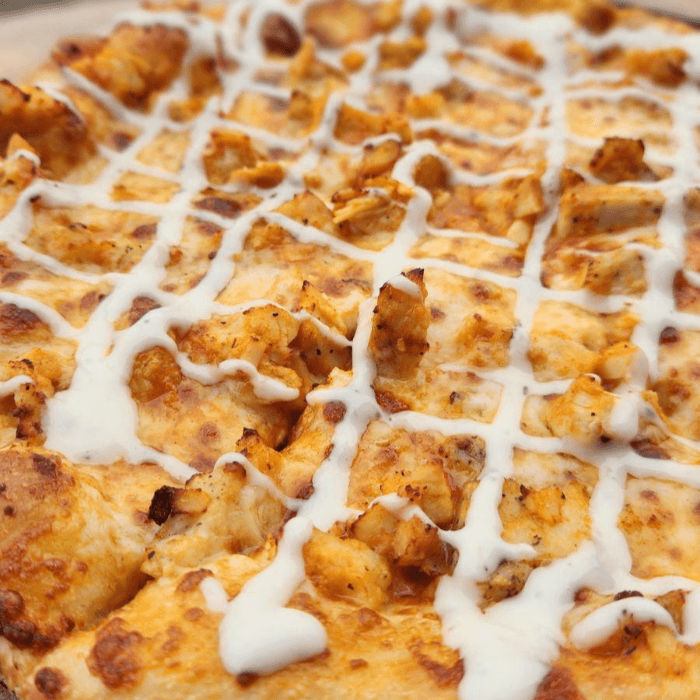 Buffalo Pizza (16 Inch).