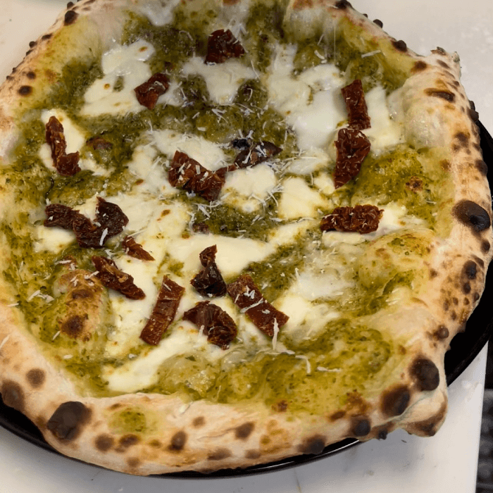 Pizza Pesto