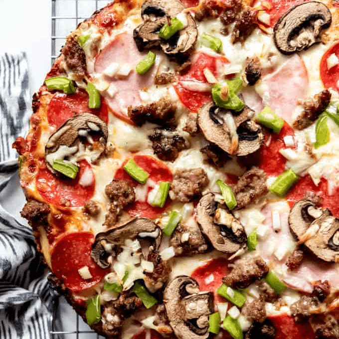 Steak Bomb Pizza (16")