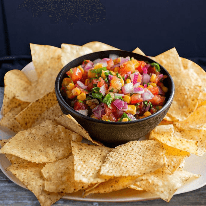 Large Pico De Gallo & Chips.