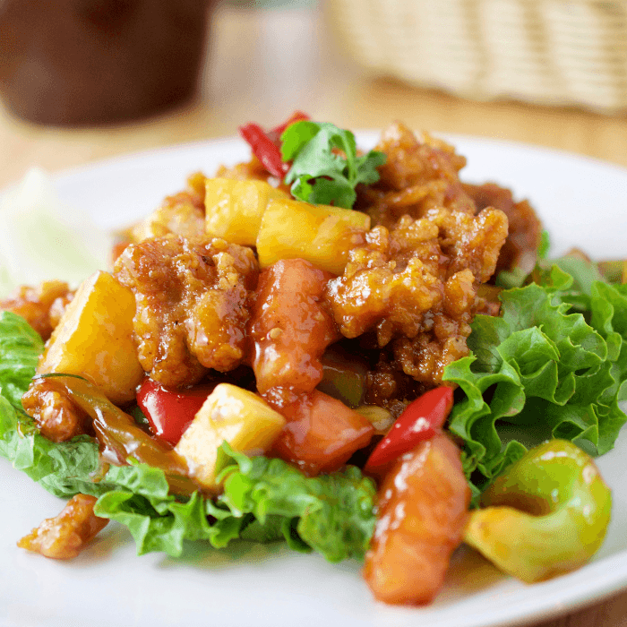Chicken with Pineapple Sweet and Sour 菠萝甜酸鸡