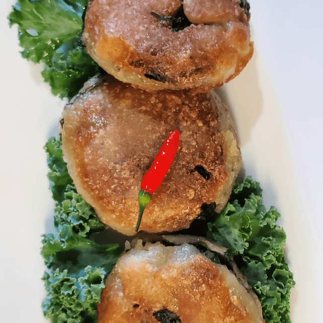 Crispy Pan Fried Chive Dumpling (3PC) | Appetizer.