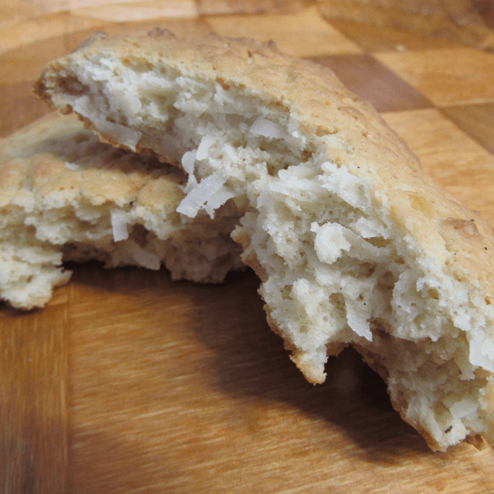 Coconut Cookies (Bonbon Coconet)