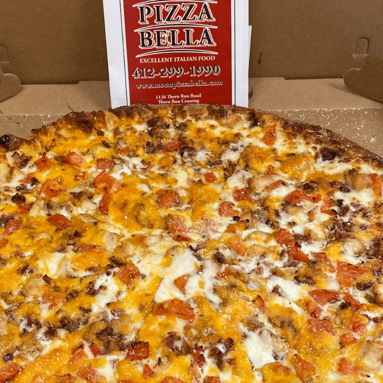 Chicken Ranch Pizza (8 Cut Medium 14")