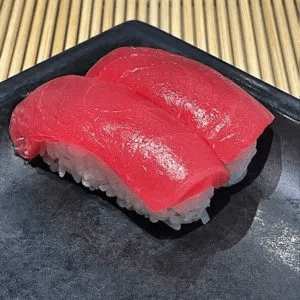 Maguro Nigiri.