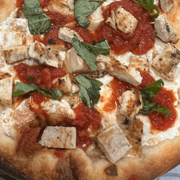 Grilled Chicken Pizza 10"