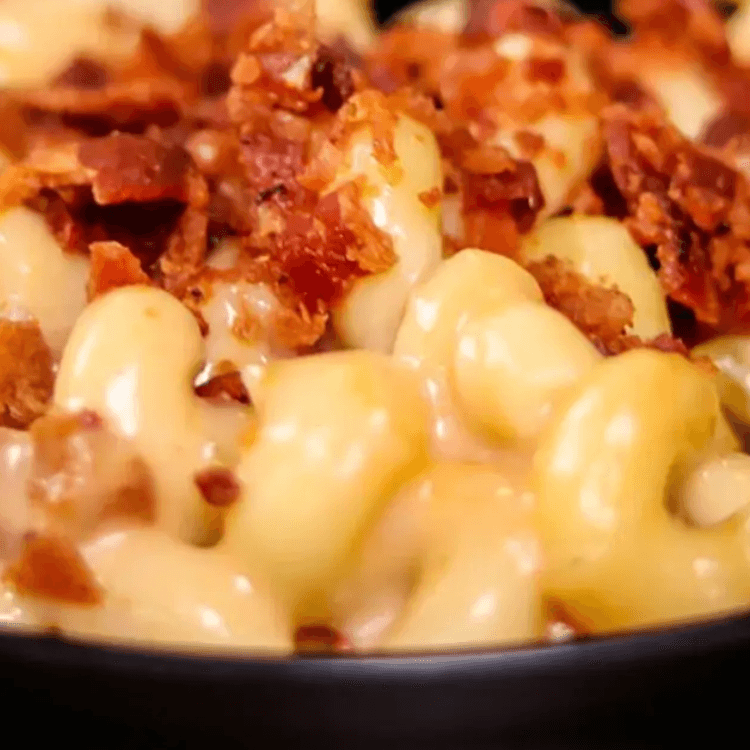 Candied Bacon Mac and Cheese