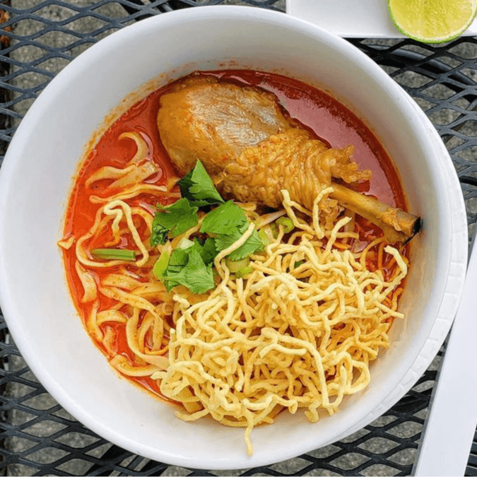 Kao Soi Kai (Thai Curry Noodle Soup)