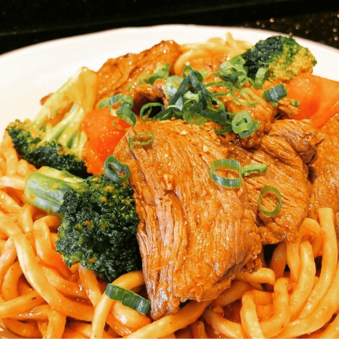 Chef's Wok Fried Noodles with Beef