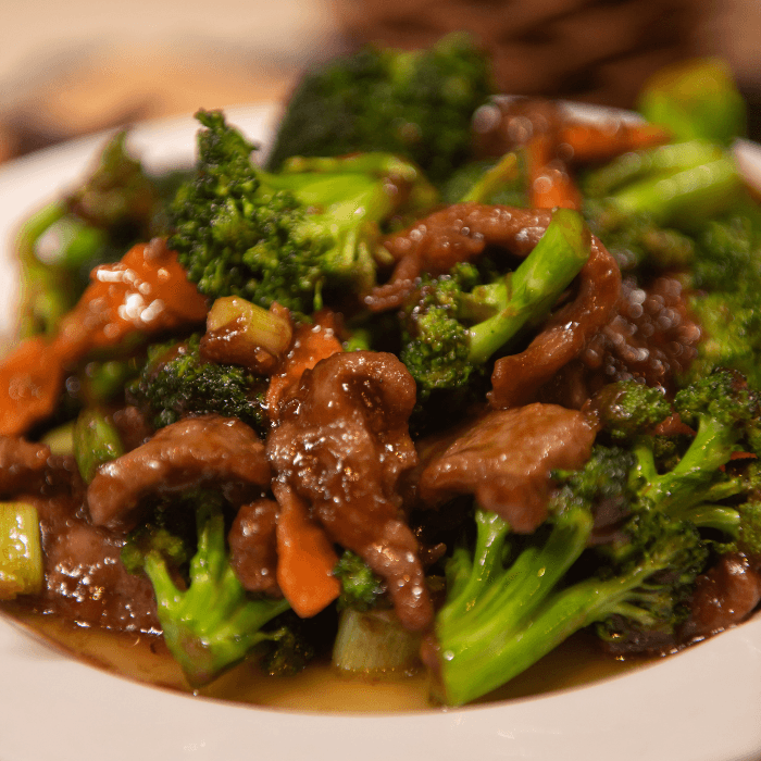 7. Broccoli Beef 芥蘭牛肉