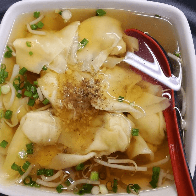 S1 Wonton Soup.