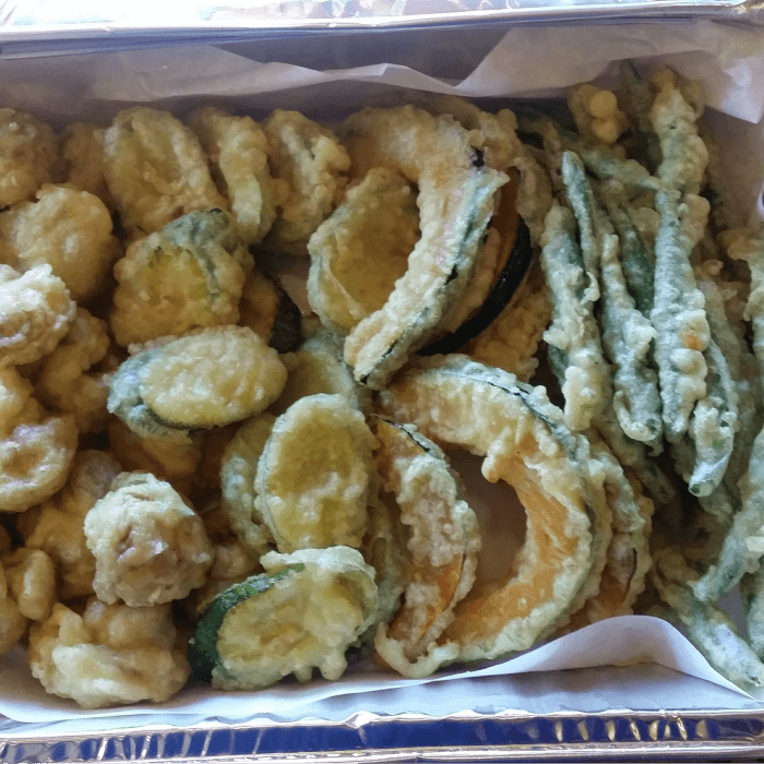 Tempura - Shrimp & Veggies (Half Tray 7-10 people).
