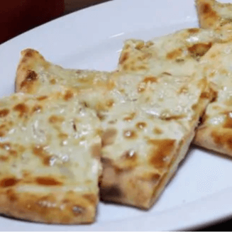 Cheesy Chicken Naan