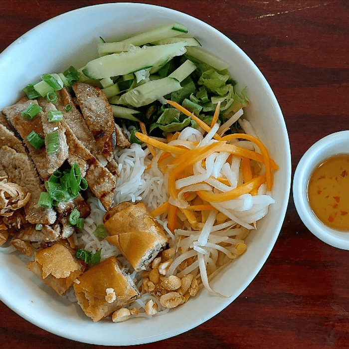 V6. Grilled Pork Vermicelli and Spring Roll (Bun heo cha gio).