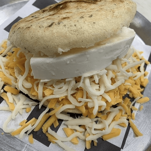Arepa Only Queso