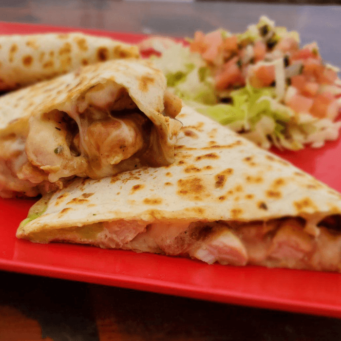 Quesadilla Carnitas