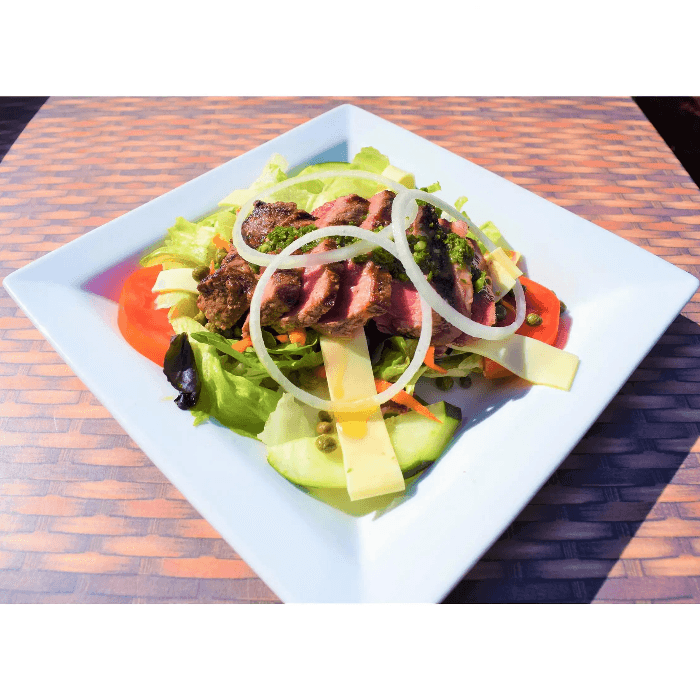 Chimic. Steak Salad