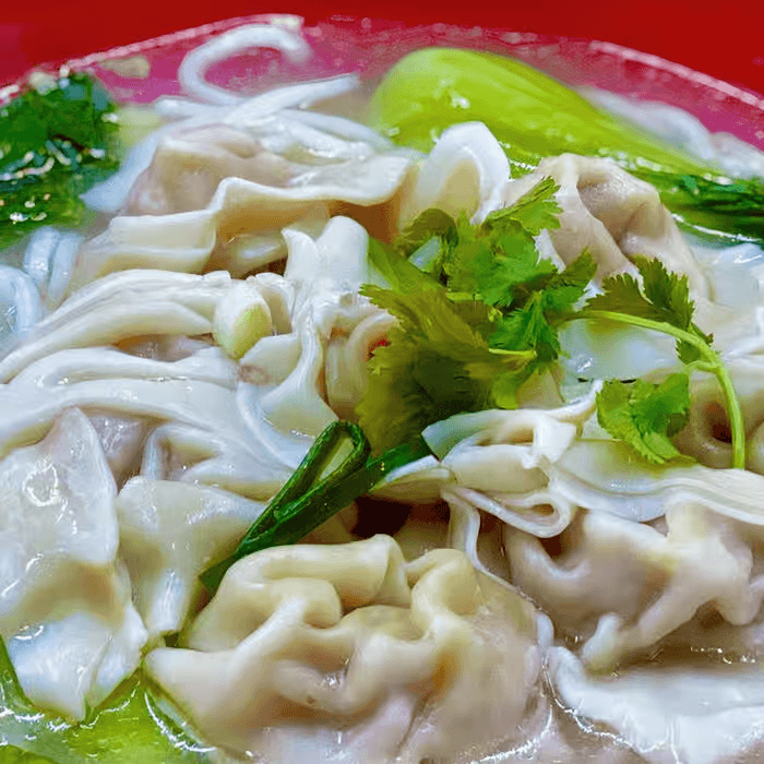 N18. Shrimp Wonton Noodle Soup 鮮蝦餛飩麵.