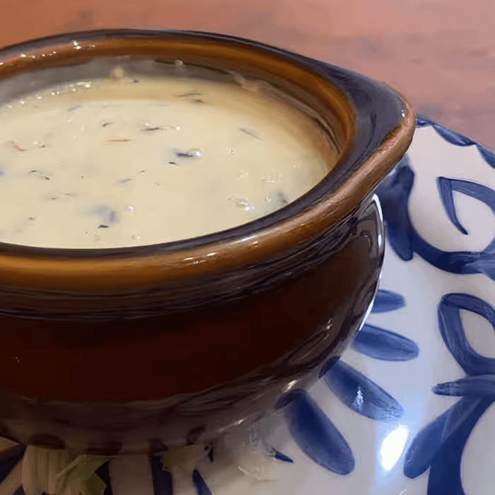 Spinach Queso Dip & Chips