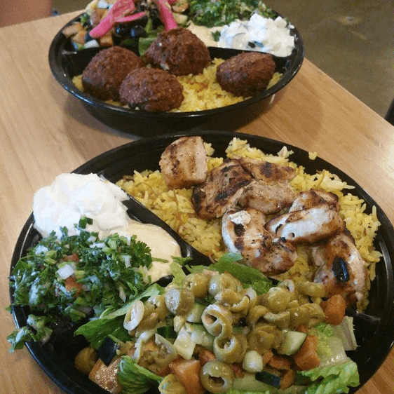 Chicken / Falafel Platter.
