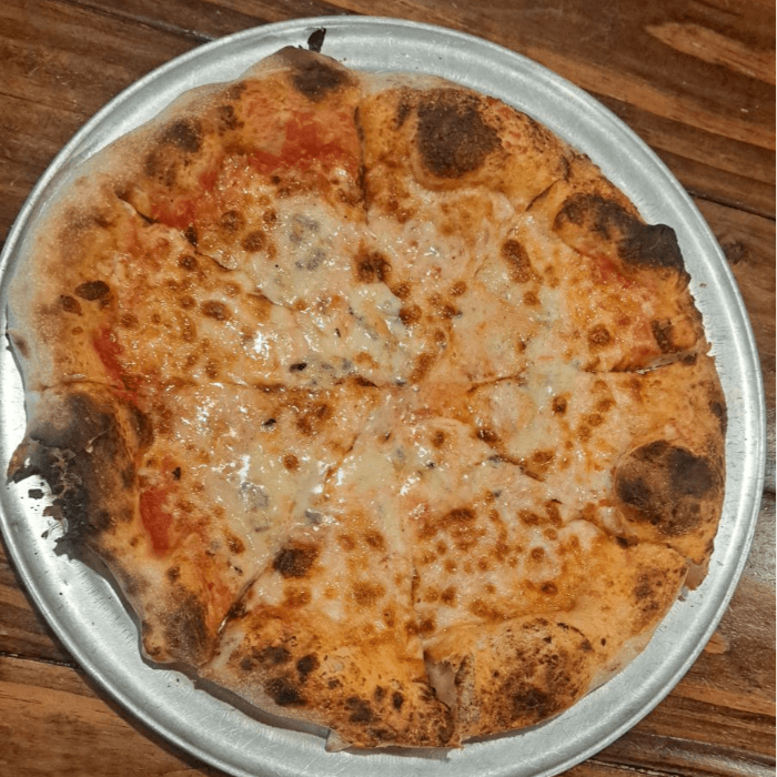 Quattro Formaggi Pizza