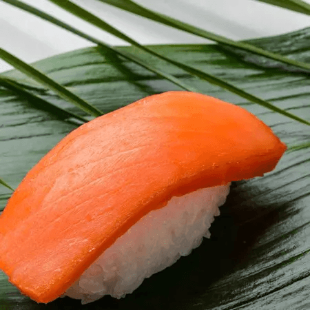 Smoked Salmon Nigiri / Sashimi