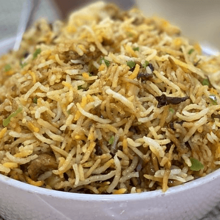 CHICKEN BONELESS BIRYANI