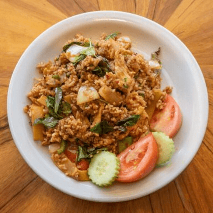 Spicy Thai Fried Rice with Onion, Bamboo and Bell Pepper.