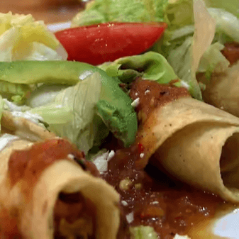3 Fried Beef Taquitos