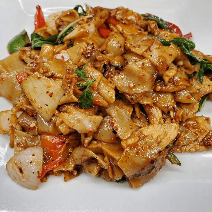 N2 Drunken Noodles.